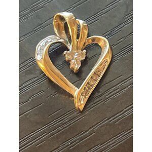CI 10K YELLOW GOLD & CHANNEL SET DIAMOND HEART PENDANT 13 diamonds